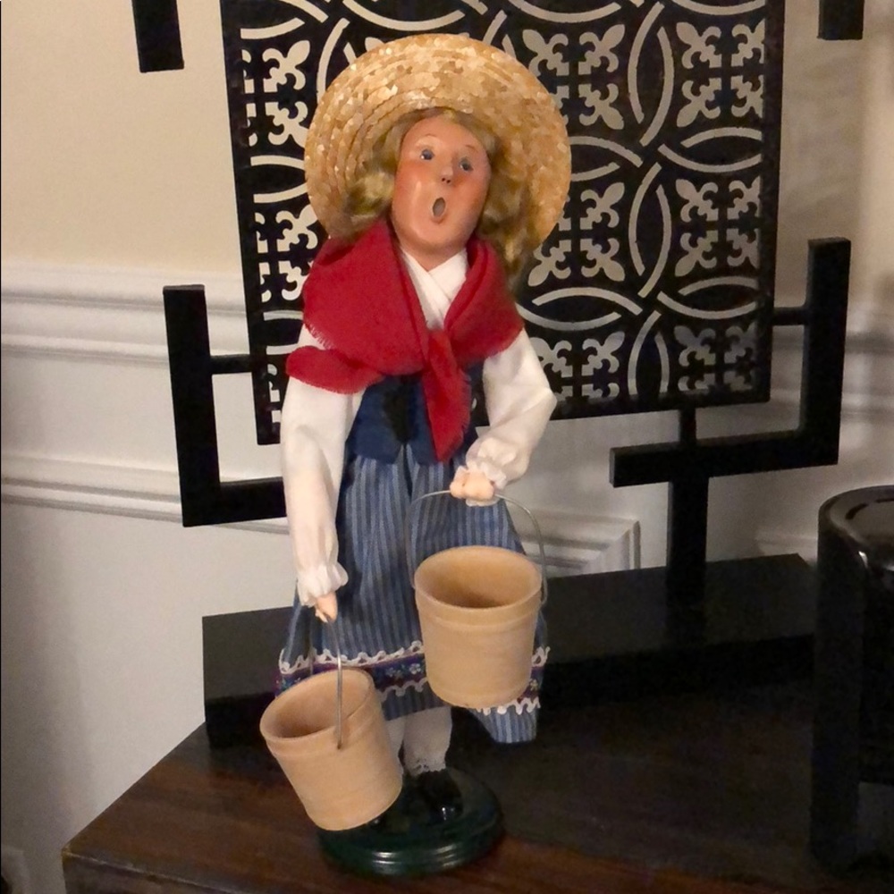 Byers Choice Carolers